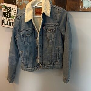 Levi's Light Blue Denim Jacket with Cream Sherpa Collar